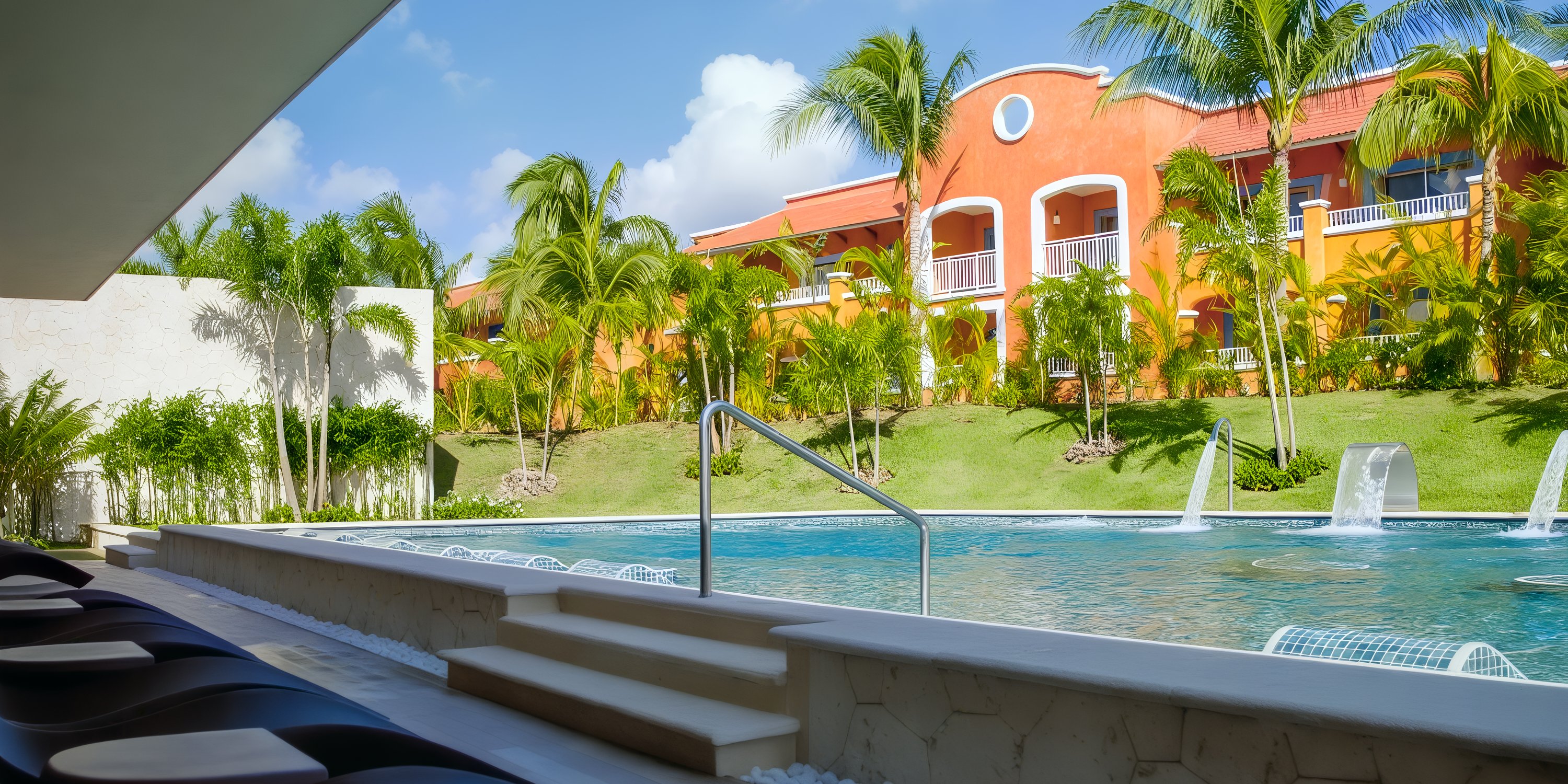 Barcelo Maya Palace Swim Out