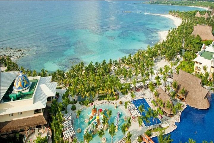 Barcelo Maya Palace Deluxe Resort